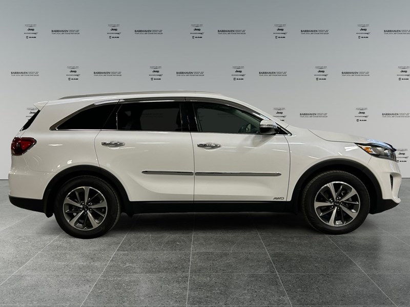 2020 Kia Sorento EX + V6 AWD | 7-Pass | Ultra Low KM's