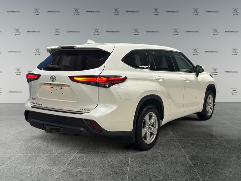 2020 Toyota Highlander LE | 7-Pass | Low KM's