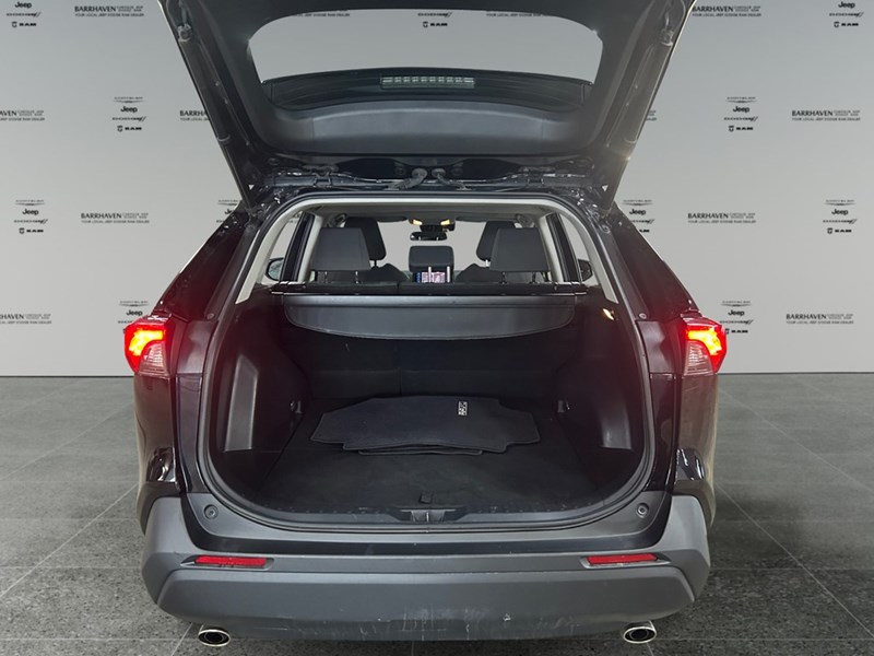 2021 Toyota RAV4 XLE AWD