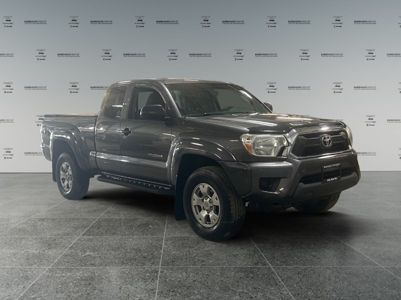 2015 Toyota Tacoma 4WD Access Cab V6 Auto | Ultra Low KM's