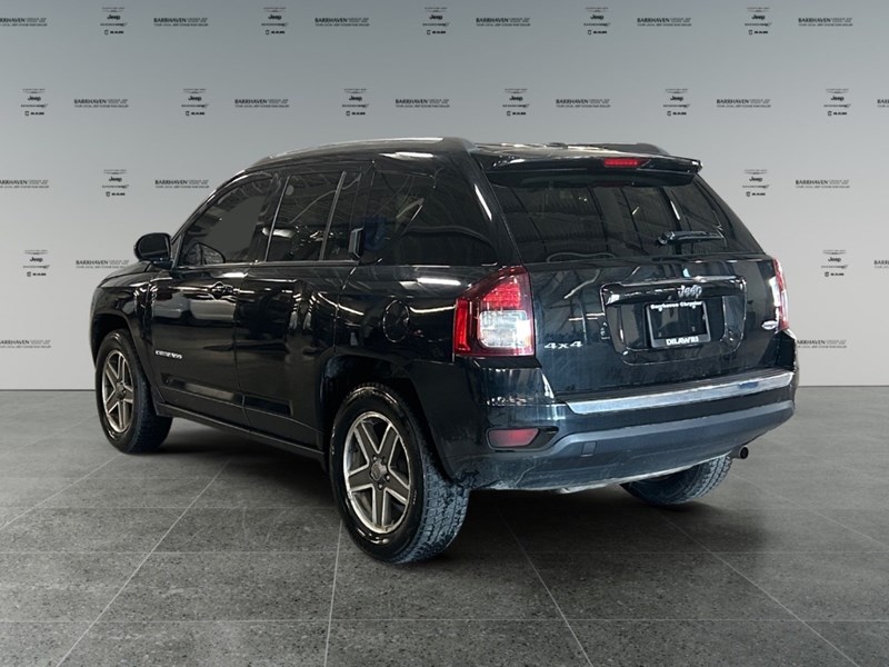 2016 Jeep Compass 4WD High Altitude | Sunroof | Leather | Low KM's