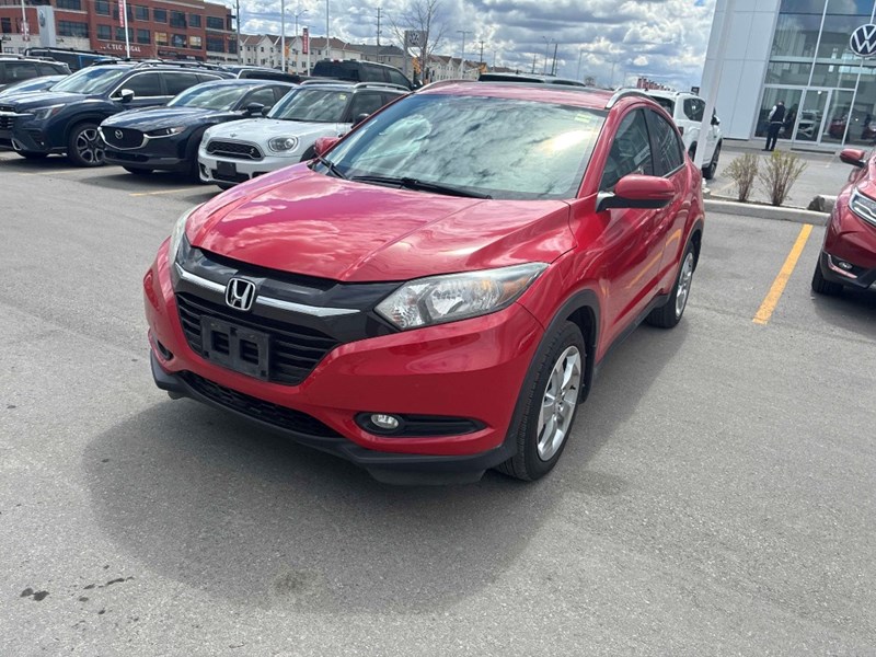 2017 Honda HR-V AWD CVT EX-L w/Navi | Ultra Low KM's