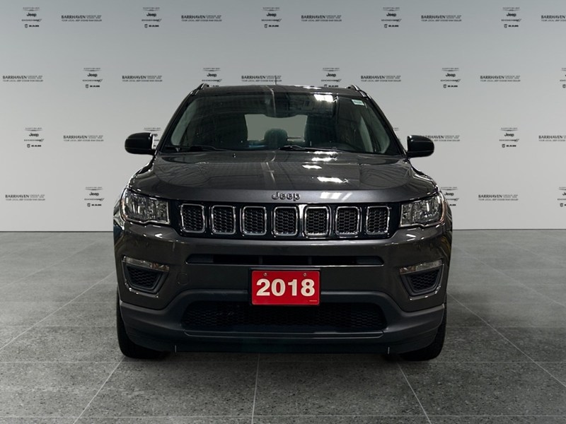 2018 Jeep Compass Sport 4x4 | Ultra Low KM's