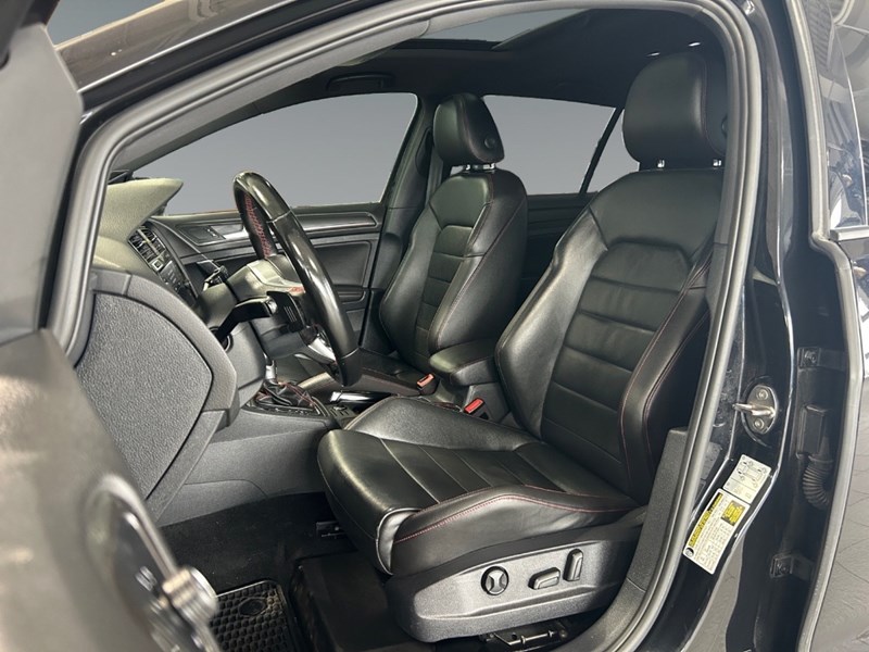 2018 Volkswagen Golf GTI Autobahn DSG | Low KM's