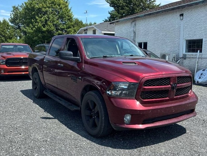 2019 RAM 1500 Classic Express 4x4 Crew