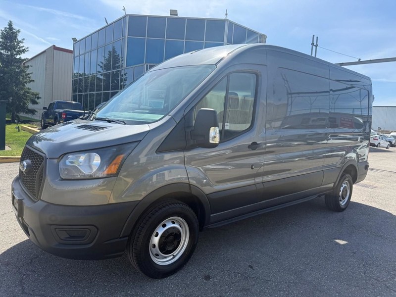 2025 Ford Transit-250 Cargo T-250 148" Med Rf 9070 GVWR RWD