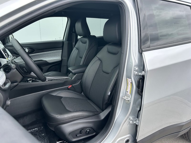 2025 Jeep Compass North 4x4