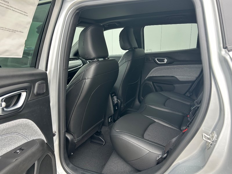 2025 Jeep Compass North 4x4