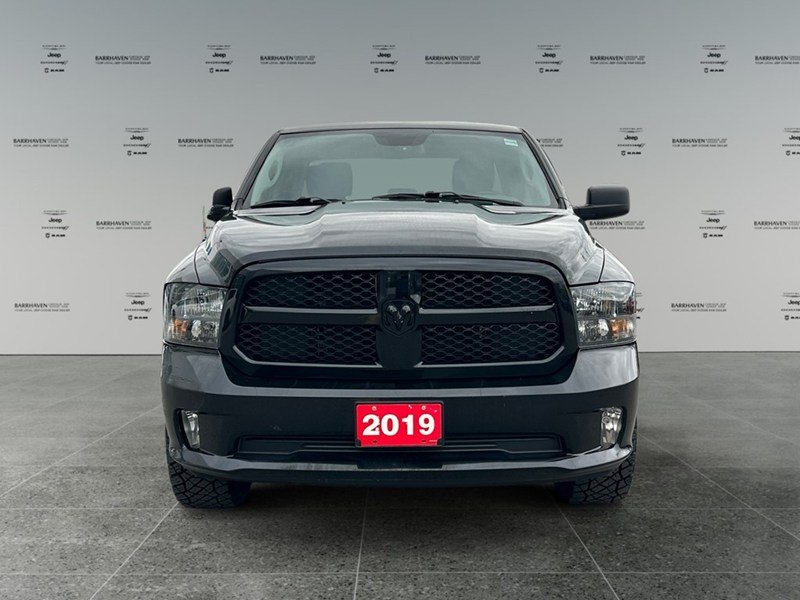 2019 RAM 1500 Classic Express Night 4X4
