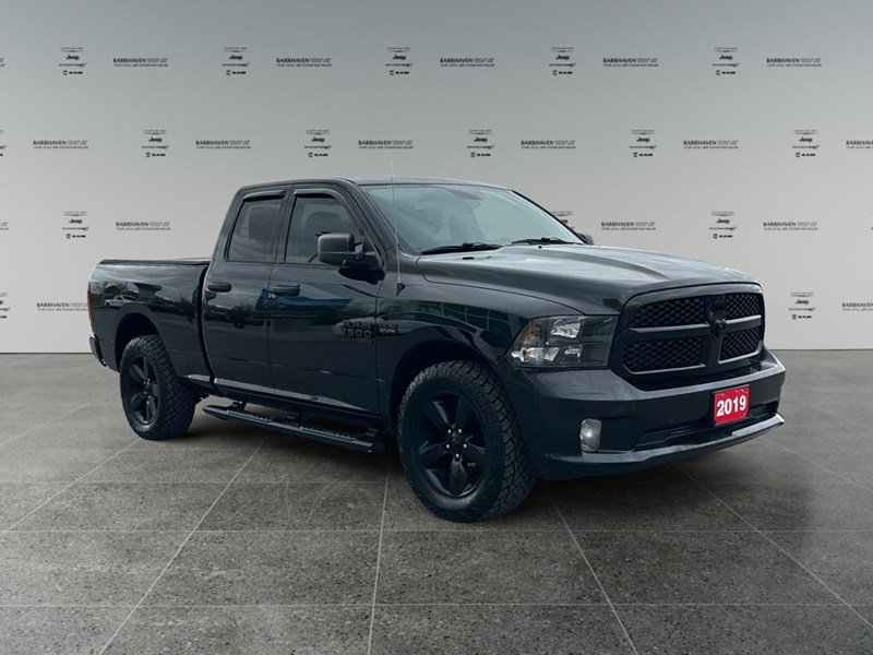 2019 RAM 1500 Classic Express Night 4X4