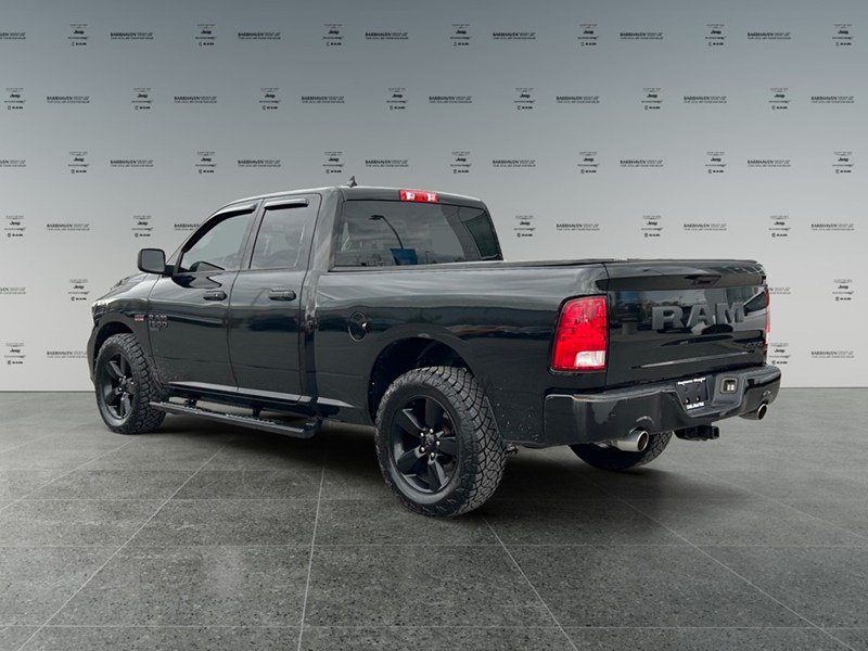 2019 RAM 1500 Classic Express Night 4X4