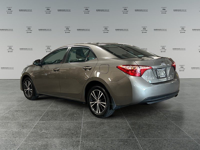 2018 Toyota Corolla LE Upgrade | Sunroof | Alloy Wheels | Ultra Low KM