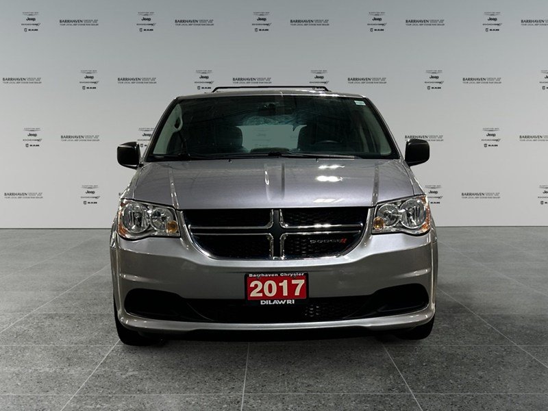 2017 Dodge Grand Caravan SXT | Stow N GO