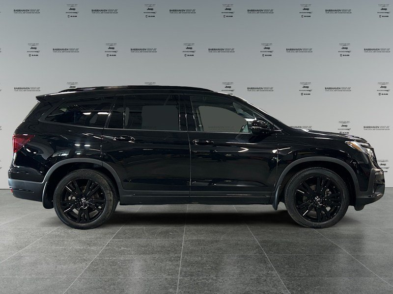 2022 Honda Pilot Black Edition AWD
