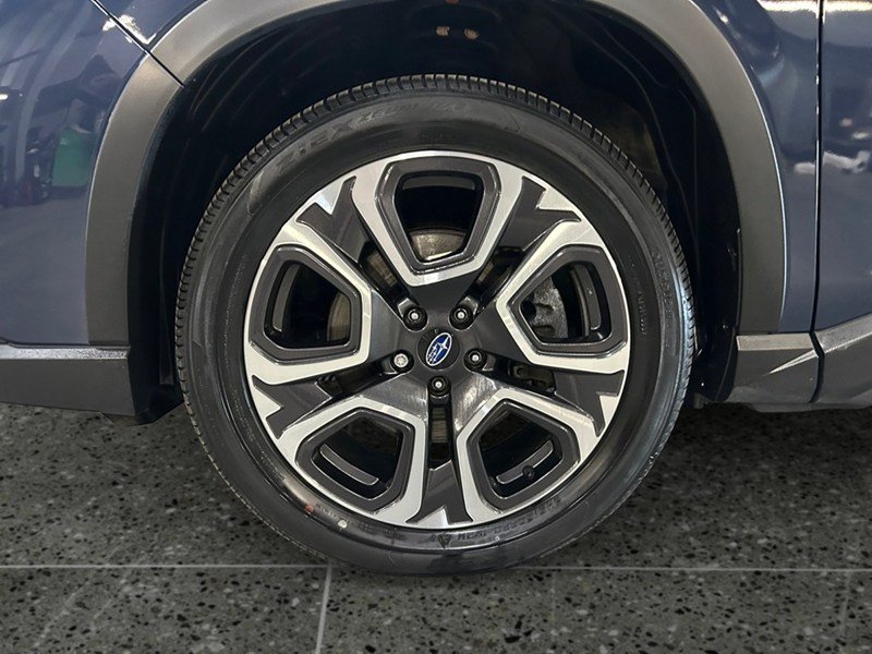 2023 Subaru Ascent Limited 8-Passenger