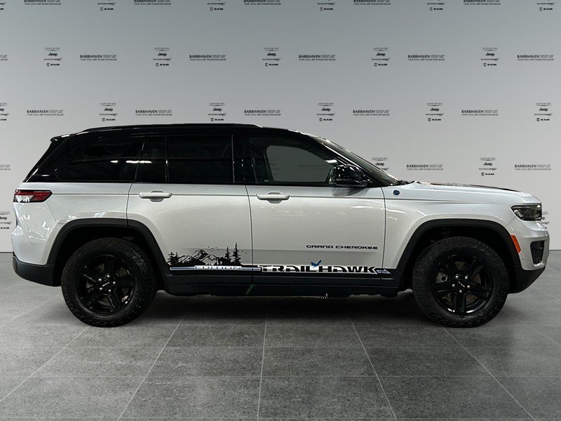 2022 Jeep Grand Cherokee 4xe Trailhawk 4x4