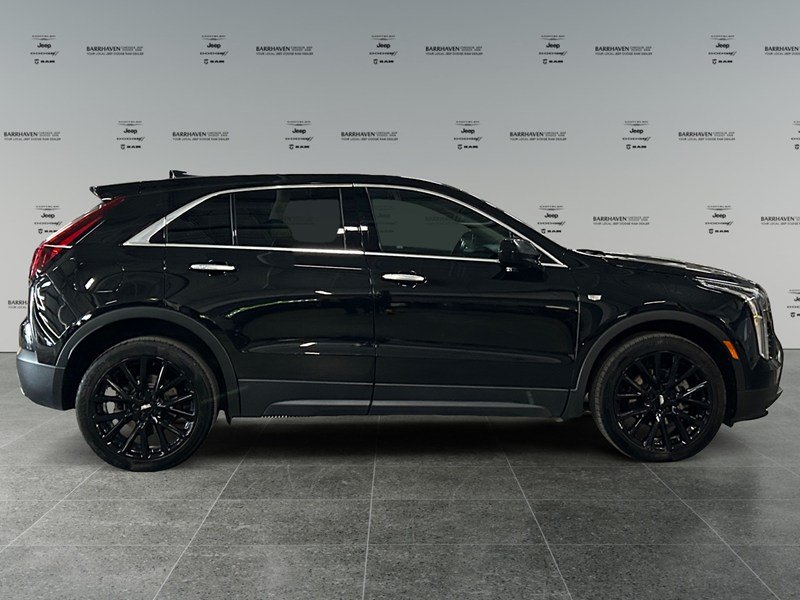 2023 Cadillac XT4 AWD Luxury