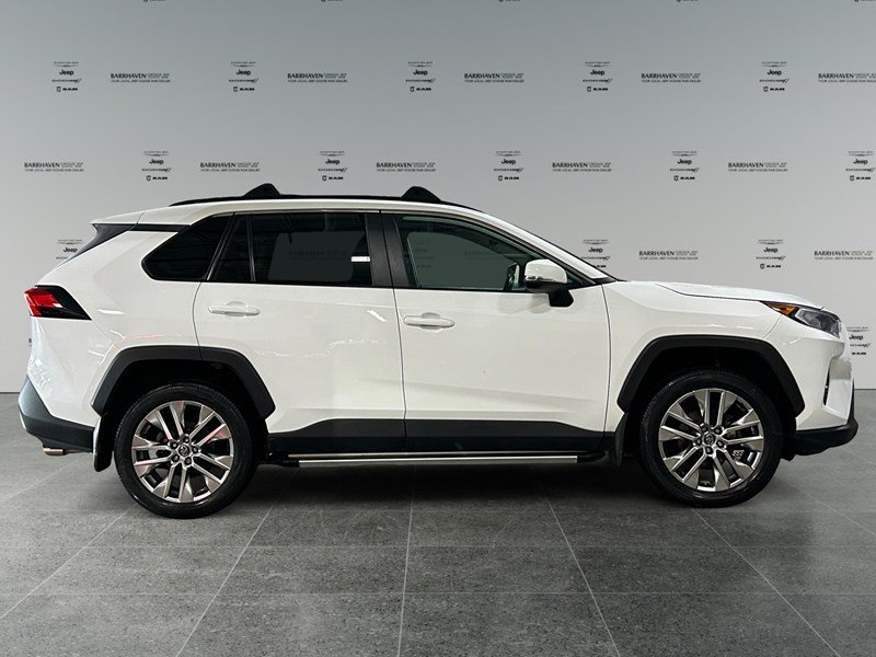 2020 Toyota RAV4 XLE  Premium AWD