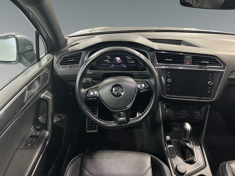 2019 Volkswagen Tiguan Highline R-Line 4MOTION | Ultra Ultra Low KM's