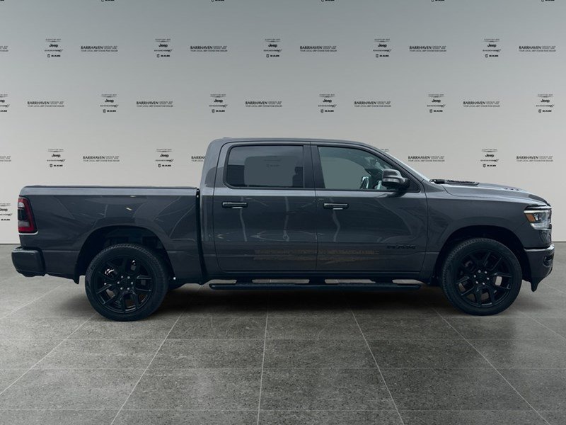 2022 RAM 1500 Sport 4x4 Crew | Low KM's