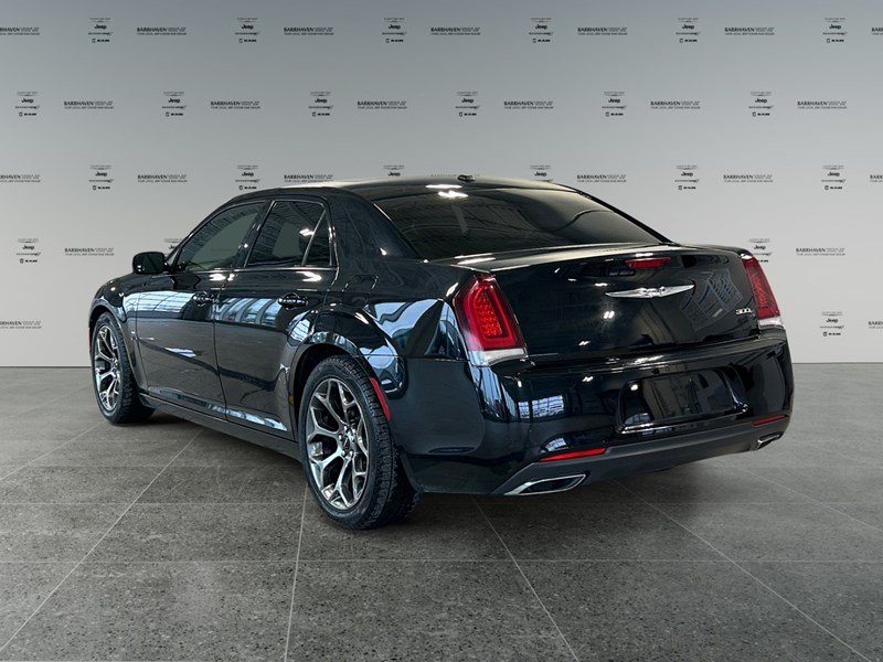 2015 Chrysler 300 4dr Sdn 300S RWD
