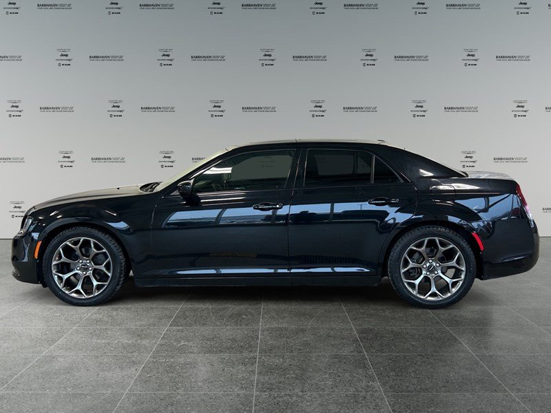 2015 Chrysler 300 4dr Sdn 300S RWD