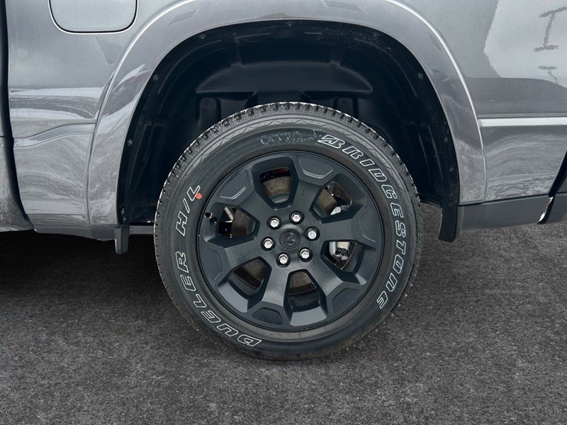 2025 RAM 1500 Big Horn 4x4 Crew | Night Edition