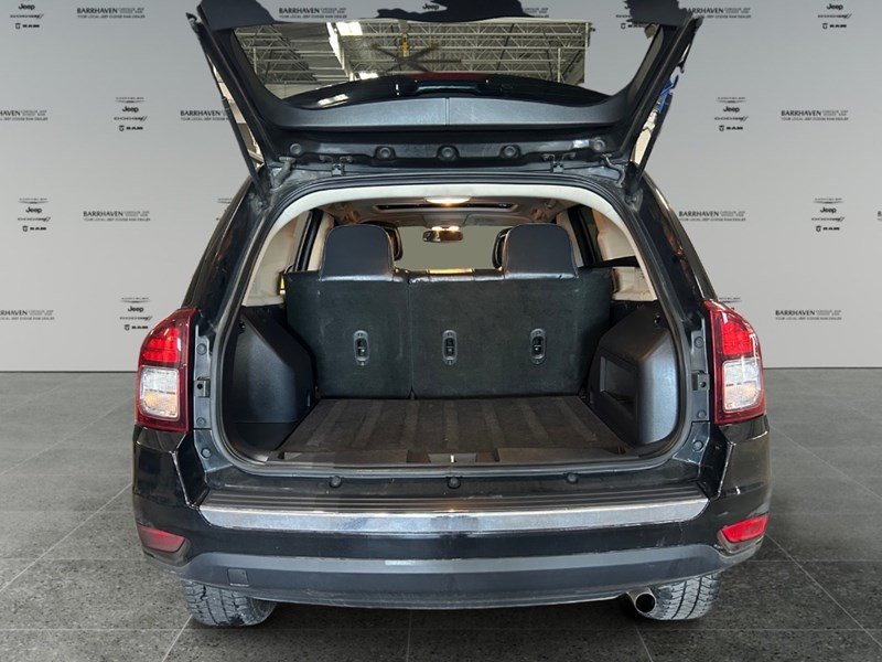 2016 Jeep Compass 4WD High Altitude | Sunroof | Leather | Low KM's