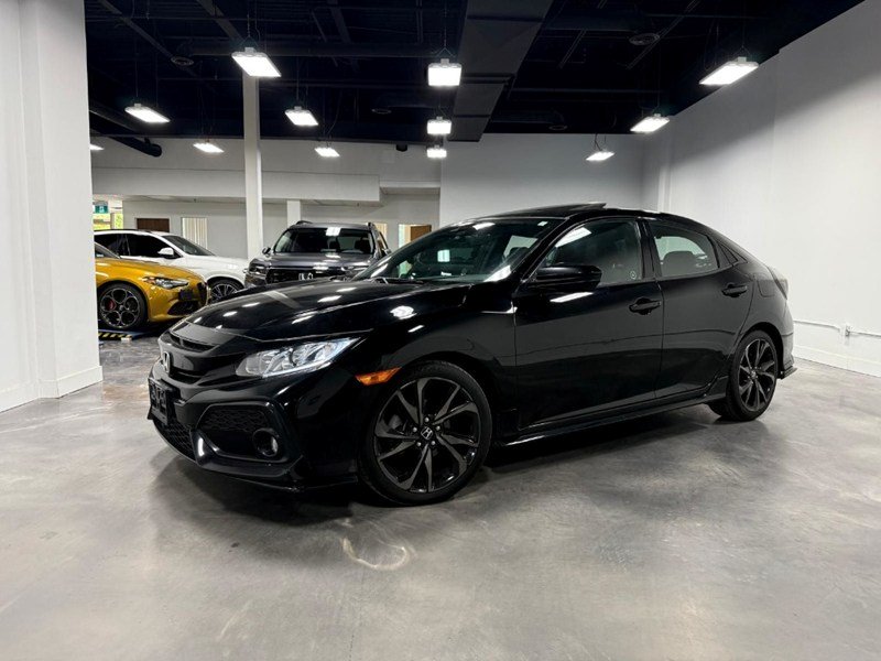 2018 Honda Civic Sport w/Honda Sensing | Ultra Low KM's