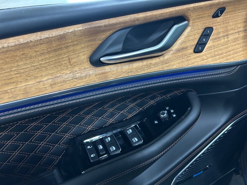 2023 Jeep Grand Cherokee 4xe Summit Reserve 4x4