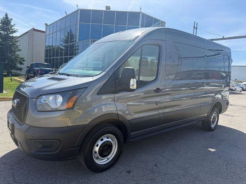 2025 Ford Transit-250 Cargo T-250 148" Med Rf 9070 GVWR RWD