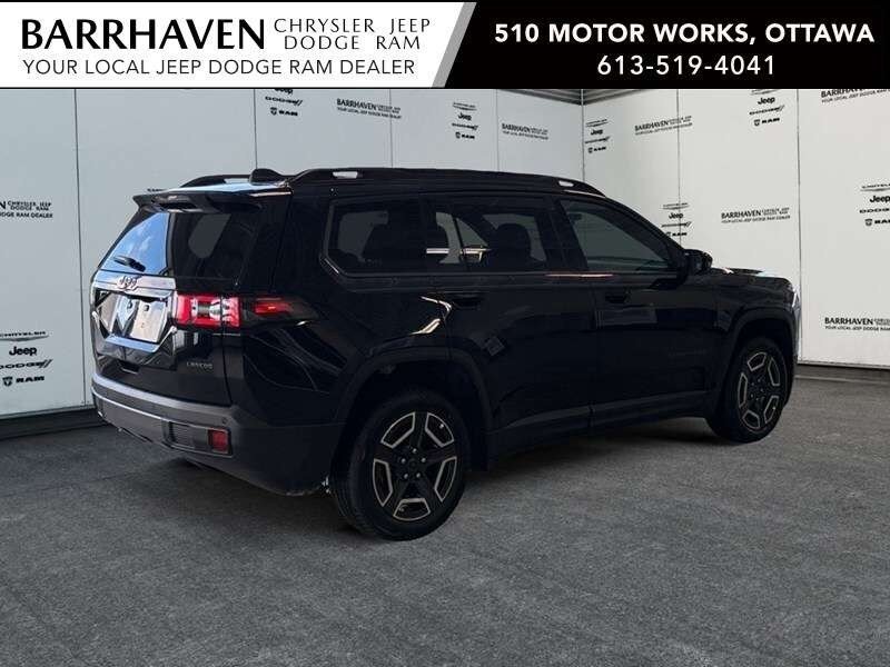 2026 Jeep Cherokee Laredo 4x4