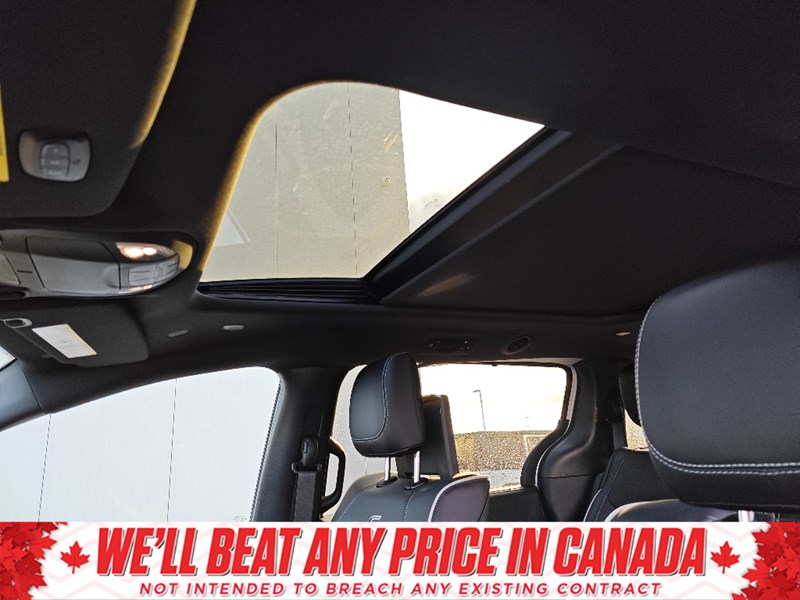 2024 Chrysler Pacifica Hybrid Premium S Appearance | DVD, FamCam, Leather