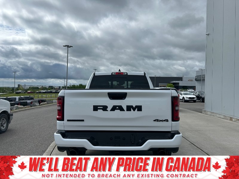 2025 RAM 1500 Big Horn 4x4 Crew Cab 5'7" Box