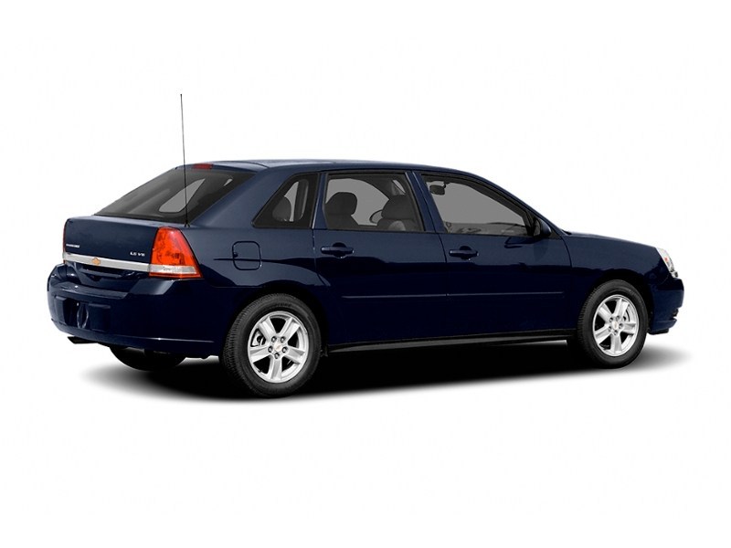 2004 Chevrolet Malibu MAXX 4dr Sdn LS Exterior Shot 2