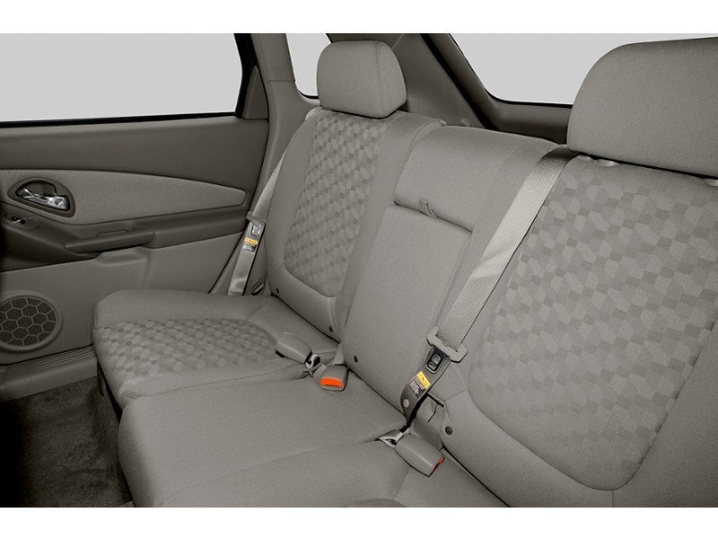 2004 Chevrolet Malibu MAXX 4dr Sdn LS Interior Shot 6