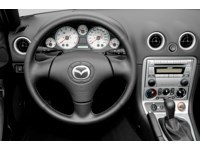 2004 Mazda MX-5 Miata 2dr Conv GS Manual Interior Shot 3
