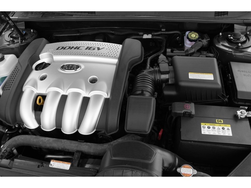 2007 Kia Magentis 4dr Sdn Manual LX Exterior Shot 3