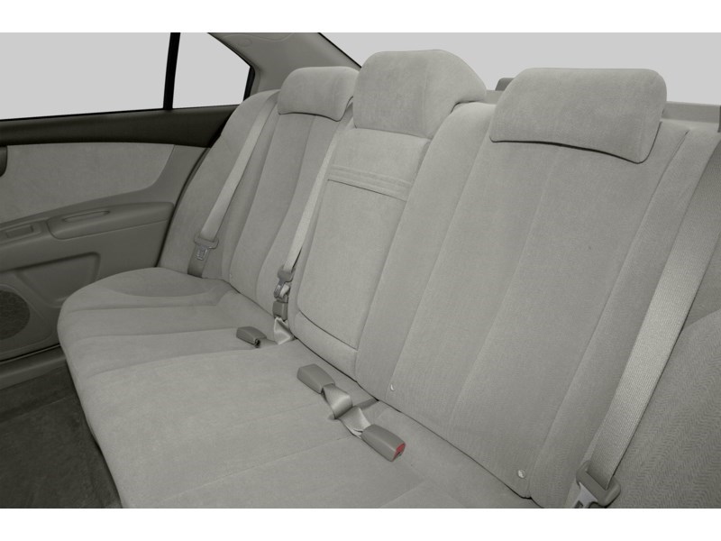 2007 Kia Magentis 4dr Sdn Manual LX Interior Shot 5