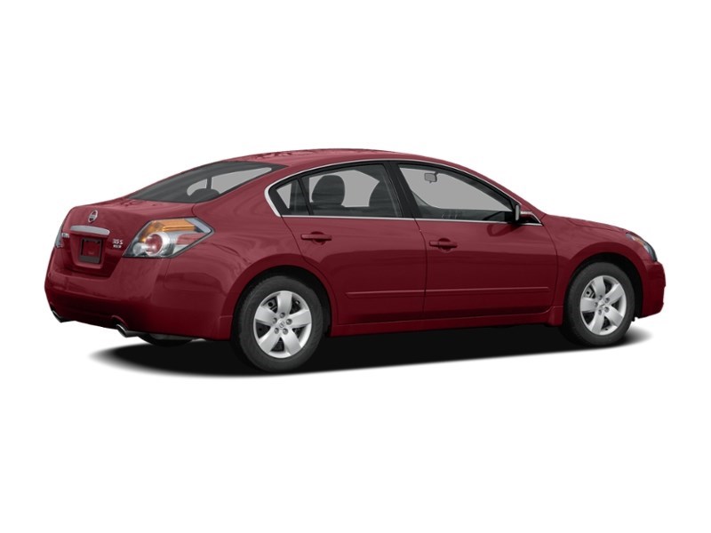 2008 Nissan Altima 4dr Sdn I4 CVT 2.5 S Exterior Shot 2