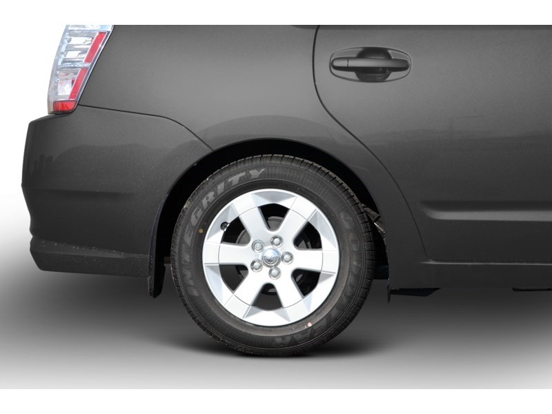 2008 Toyota Prius 5dr HB Exterior Shot 5