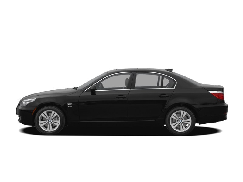 2009 BMW 528 4dr Sdn 528i RWD Exterior Shot 7