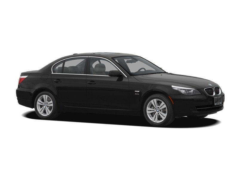 2009 BMW 528 4dr Sdn 528i RWD Exterior Shot 9
