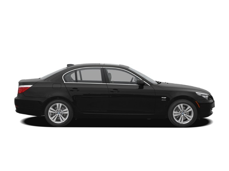 2009 BMW 528 4dr Sdn 528i RWD Exterior Shot 11