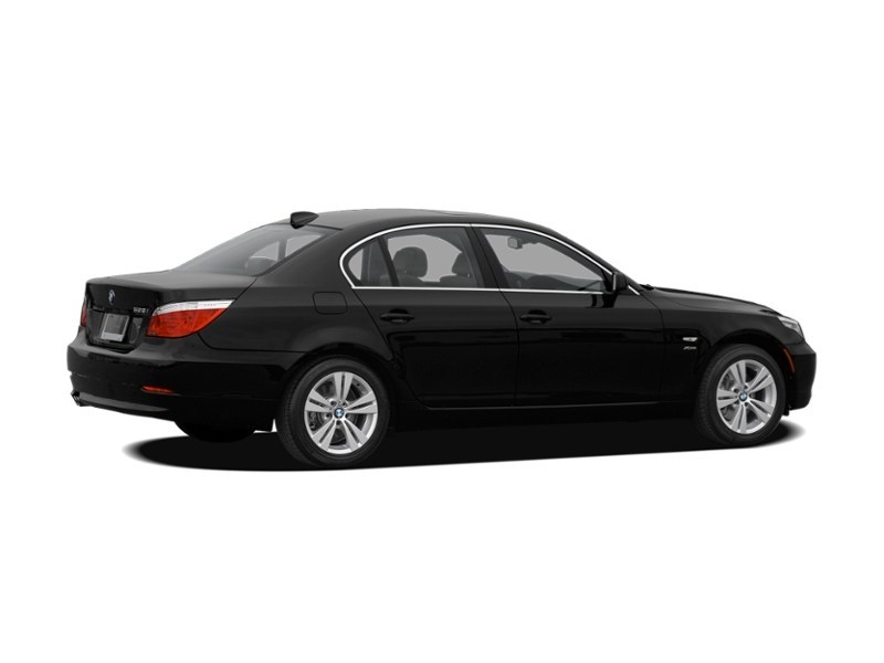 2009 BMW 528 4dr Sdn 528i RWD Exterior Shot 15