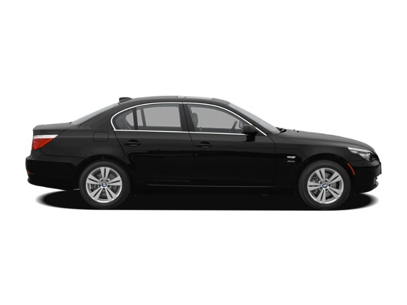 2009 BMW 528 4dr Sdn 528i RWD Exterior Shot 16