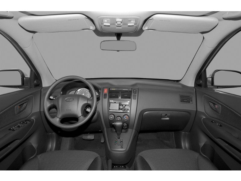 2009 Hyundai Tucson FWD 4dr I4 Auto 25th Anniversary Interior Shot 7