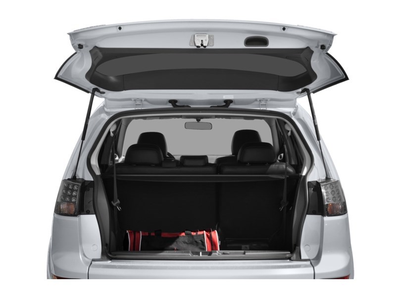 2009 Mitsubishi Outlander 4WD 4dr ES Exterior Shot 4