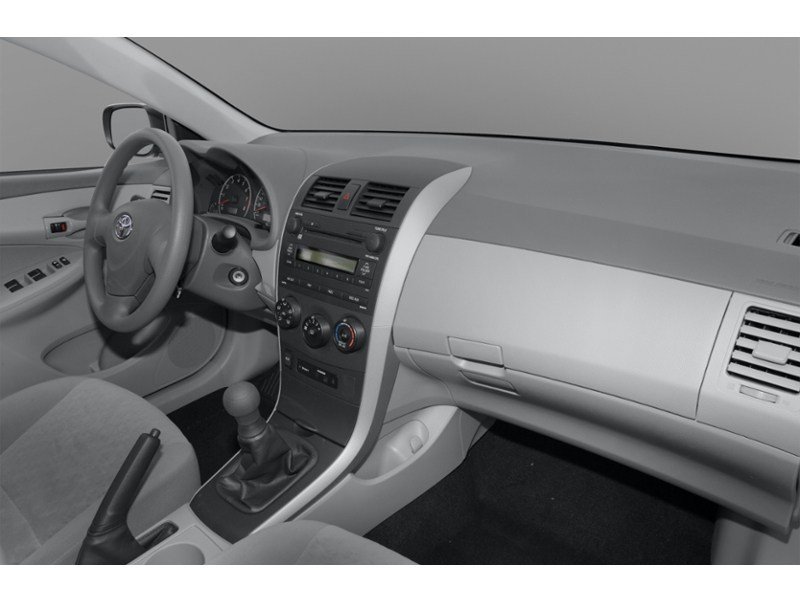 2009 Toyota Corolla 4dr Sdn Auto LE Interior Shot 1