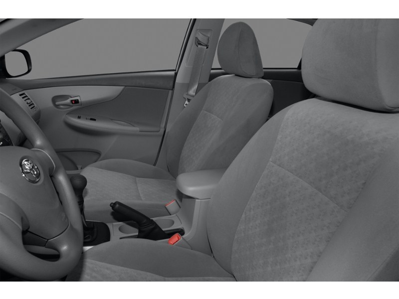 2009 Toyota Corolla 4dr Sdn Auto LE Interior Shot 5